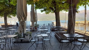 Apartment, 1 Bedroom, Smoking, Garden View | Outdoor dining