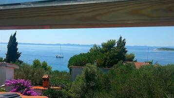 Ferienhaus, 6 Schlafzimmer, Raucher, Balkon | Unterkunftsgelände