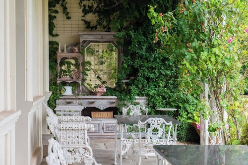 Severn Manor Country Estate