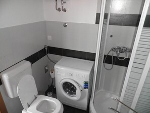 Apartment, 1 Bedroom, Smoking, Balcony | Interior