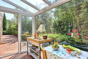 Villa, Multiple Bedrooms, Accessible, Smoking | Interior