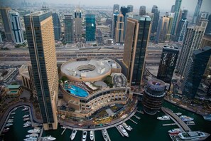 View from property - 4br Penthouse Marina (Dubai)