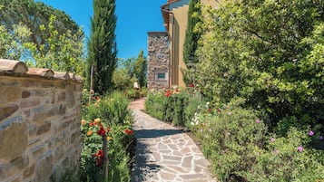 Vila, beberapa kamar, akses difabel, Boleh Merokok | Taman