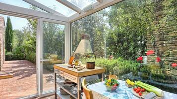 Vila, beberapa kamar, akses difabel, Boleh Merokok | Interior