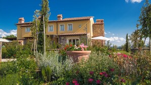 Villa, flere soverom, tilgjengelighetstilpasset, røyk | Inngang