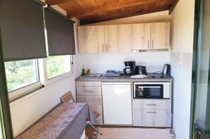 Apartment, 1 Bedroom, Smoking, Balcony | Dining - Villa Takis on Pelekas Beach Small House With Garden and sea View (Corfu)