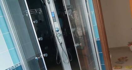 Comfortable Apartment With Hydromassage Shower