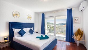 Villa, 4 Schlafzimmer, barrierefrei, eigener Pool