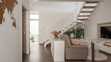 Nhà, 1 phòng ngủ, quang cảnh vườn | Khu phòng khách