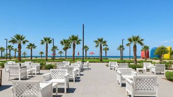 Studio, Accessible, Smoking | Outdoor dining