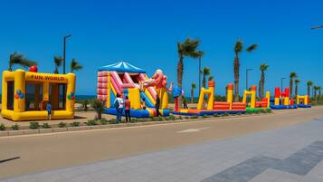 Chalet, 1 Bedroom, Accessible, Smoking | Children’s area