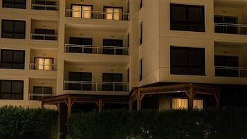 Alpehytte, 1 soverom, tilgjengelighetstilpasset, røyk | Basseng | Utendørsbasseng