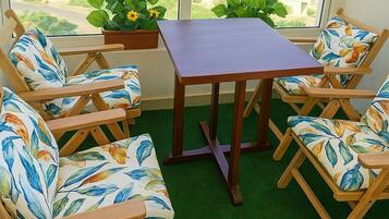 Chalet, 1 Bedroom, Accessible, Smoking | Balcony