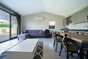 Villa, 1 chambre, accessible aux personnes à mobilité réduite, piscine privée | Restauration