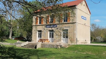 Esterni