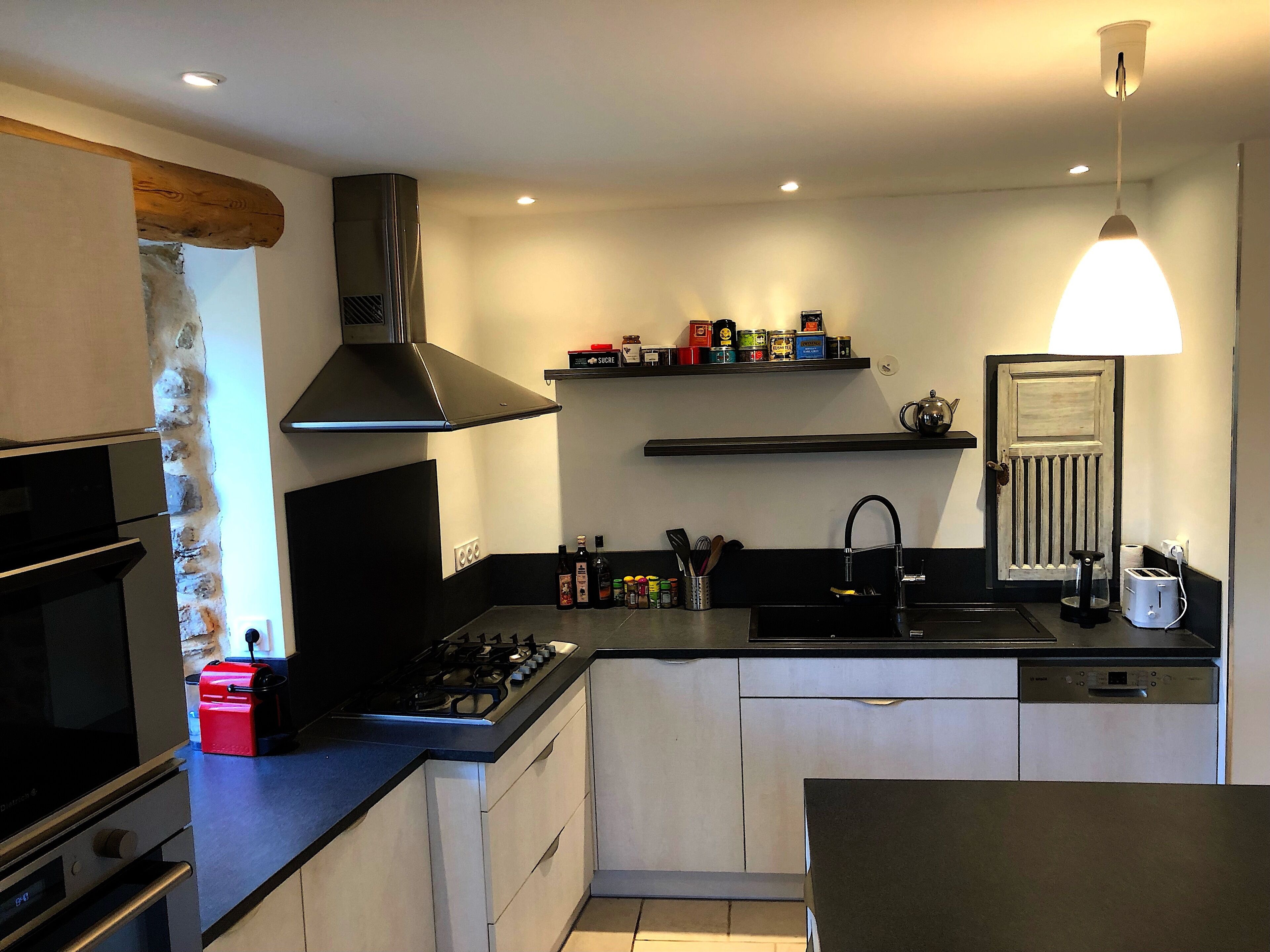 Stunning family house with swimming pool, South Ardèche