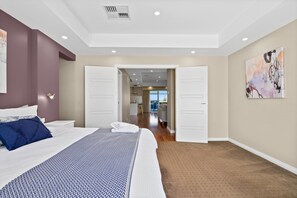 5 bedrooms, iron/ironing board, Internet, bed sheets - Wauwa-ana - Moana - C21 SouthCoast Holidays (Moana)