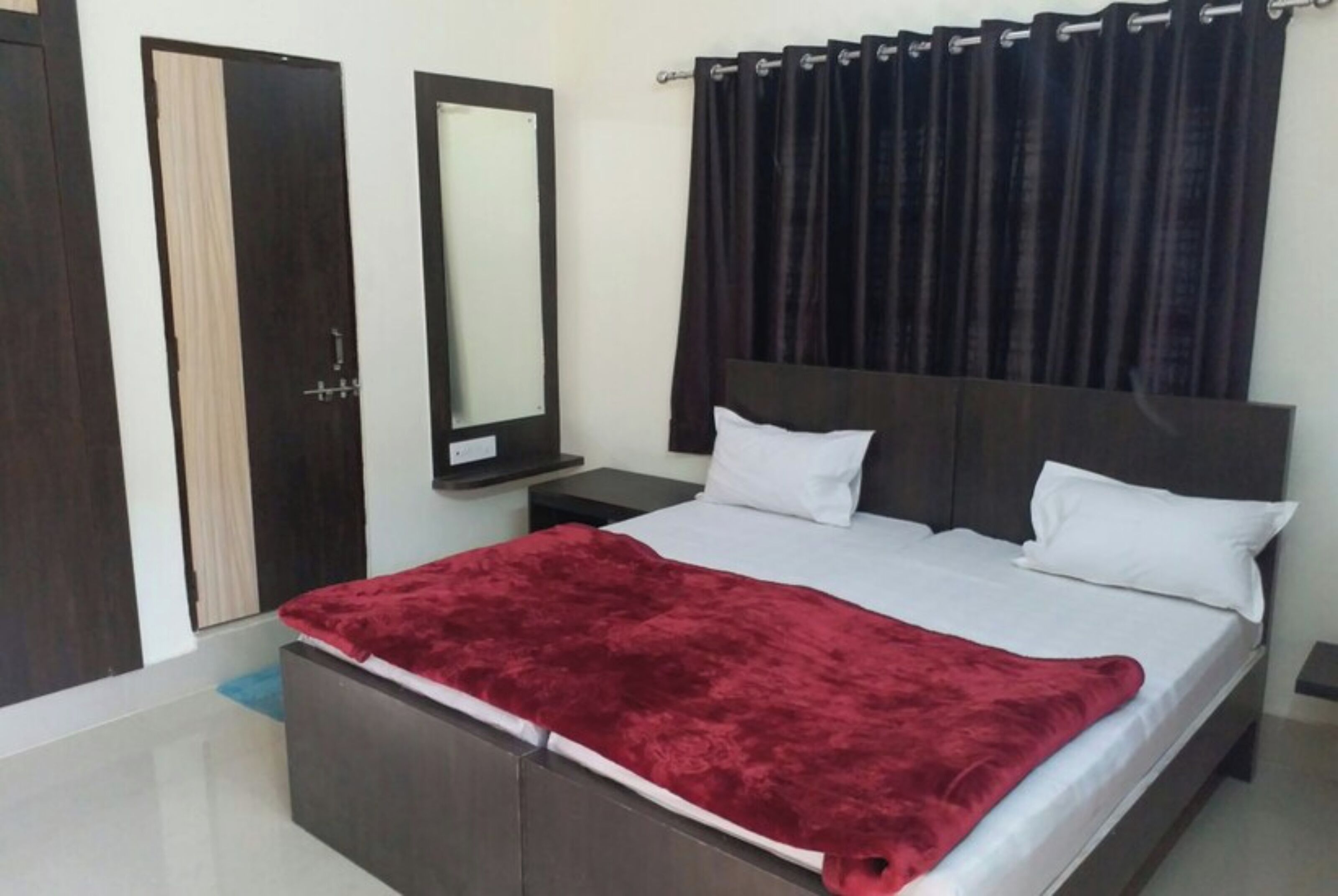 Goroomgo Surabhi Ajmer