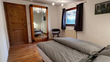 3 Schlafzimmer, Zimmersafe, Bügeleisen/Bügelbrett, kostenloses WLAN