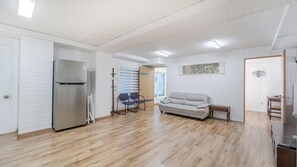 Basic Room, 2 Bedrooms (Ocean poolvilla) | 1 bedroom, free WiFi - Ganghwa Westandvill Spa Pension (Incheon)