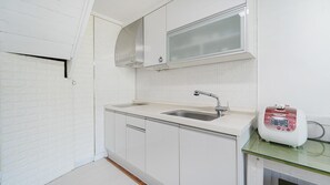 Basic Room, 2 Bedrooms (Westpoolvilla) | 1 bedroom, free WiFi - Ganghwa Westandvill Spa Pension (Incheon)