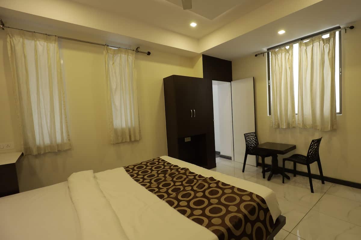 Habitación Deluxe | Sábanas de algodón egipcio, ropa de cama de alta calidad, wifi gratis