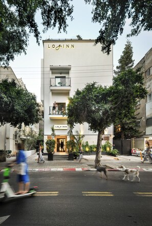 Bagian depan properti