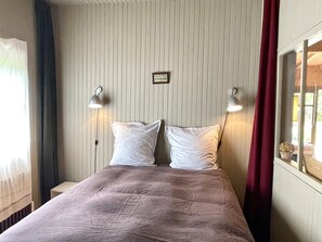 4 Schlafzimmer, kostenloses WLAN, Bettwäsche