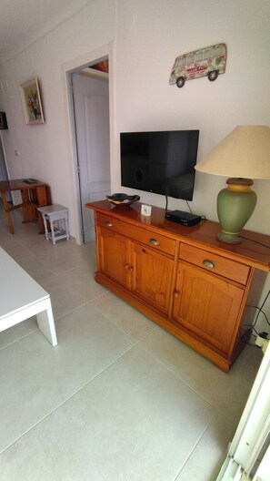 Interior - Comfortable apartment with view, pool and large terrace. (santa margarita)