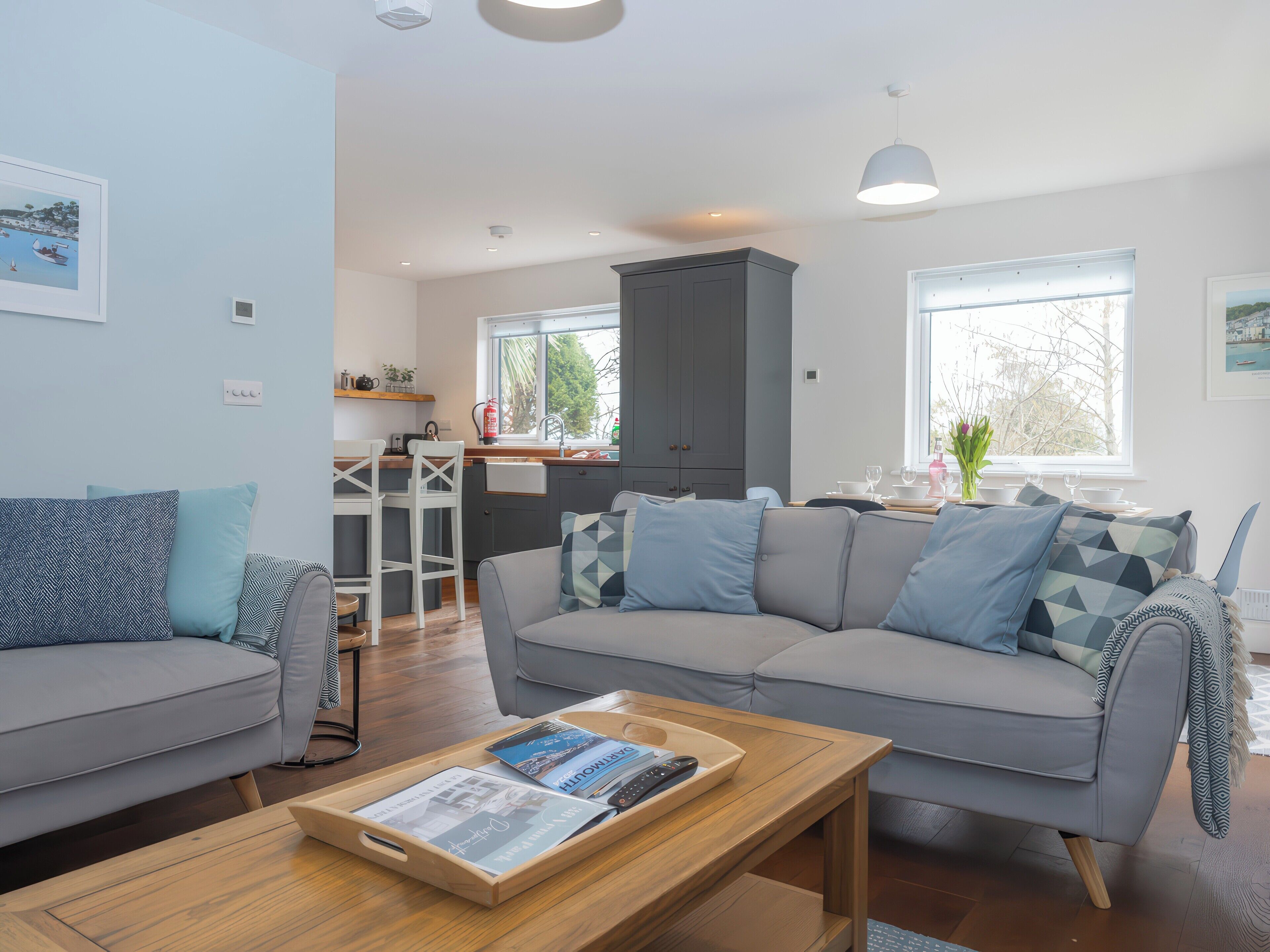 Cottage | Living area