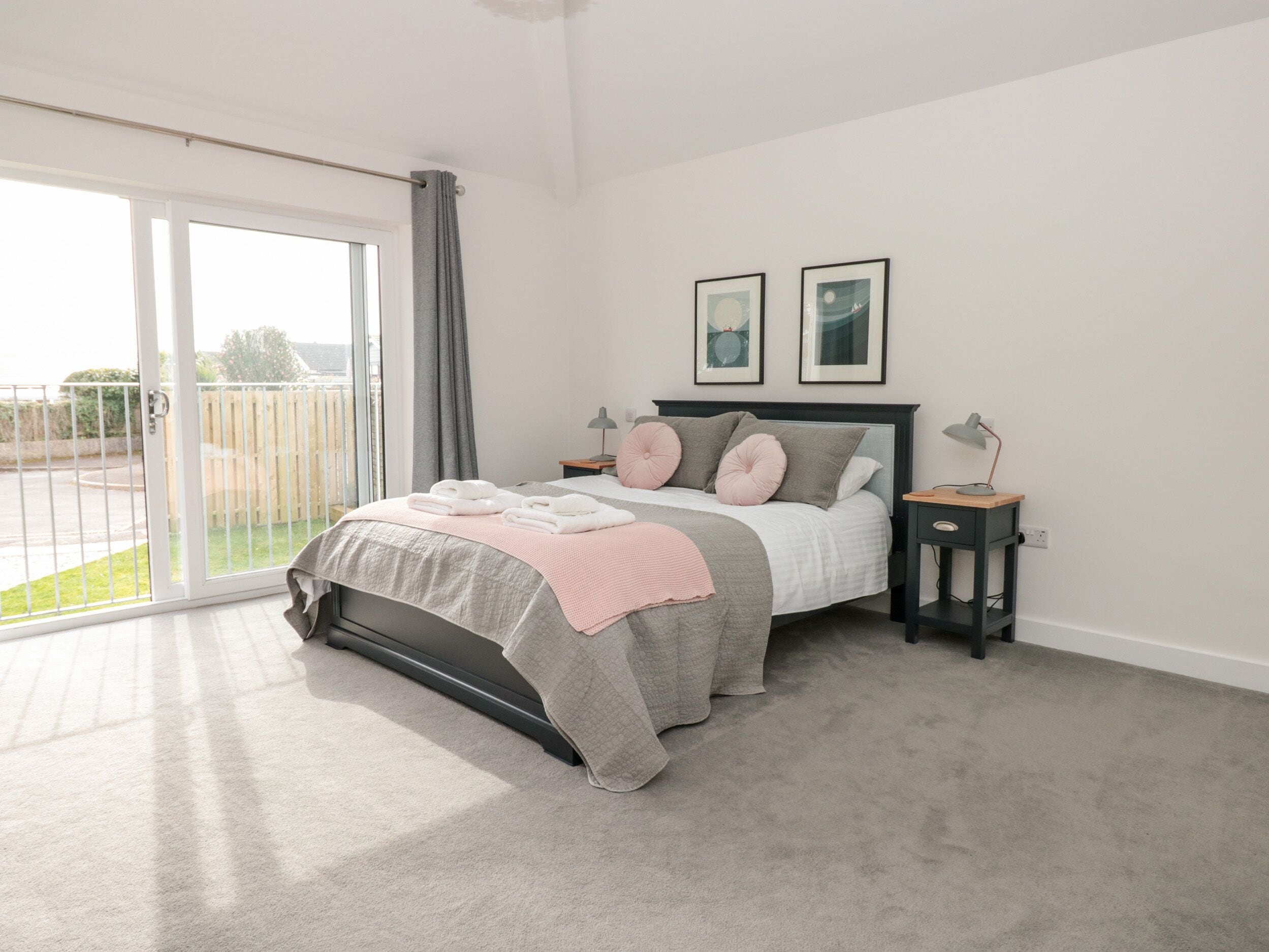 Cottage | 3 bedrooms, individually decorated, individually furnished, free WiFi