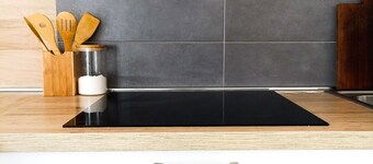 Kolossoi GH - Apartment W/ kitchen, living & courtyard