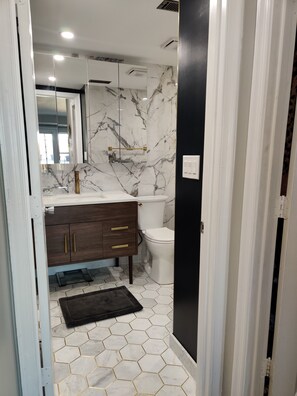 وحدات دش مع أحواض استحمام