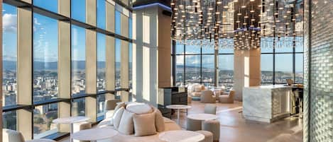 Cocktail bar