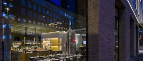 Mittagessen und Abendessen, kalifornische Küche