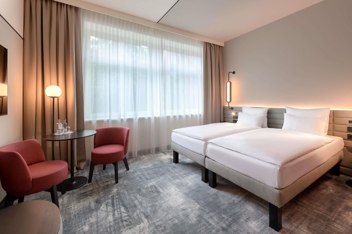 Habitació executiva, 1 llit de matrimoni gran (zwei getrennte Matratzen) | Roba de llit hipoal·lergògena, minibar i caixa forta a l'habitació