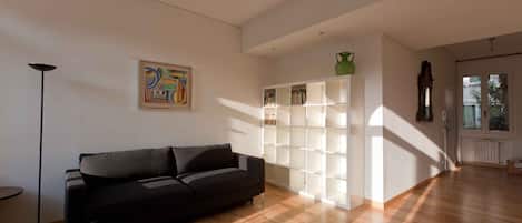 Télévision, chaîne hi-fi