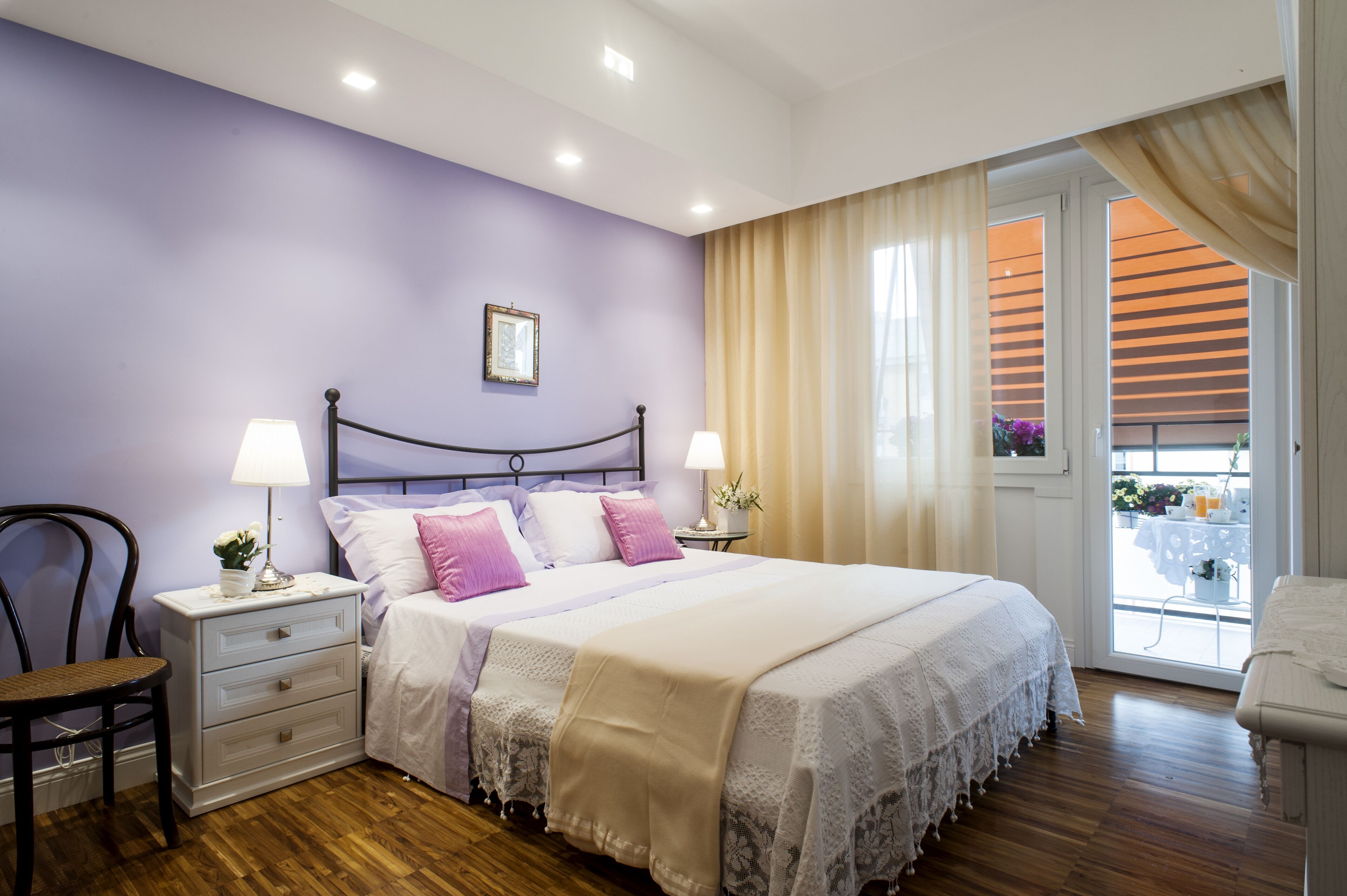 1 Schlafzimmer, Schreibtisch, Bügeleisen/Bügelbrett, Reisekinderbett