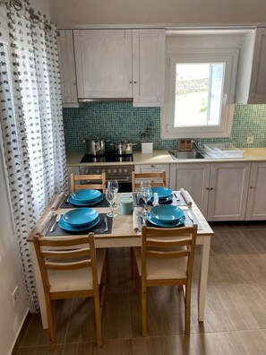 Villa | Private kitchen | Fridge, microwave, oven, stovetop - Villa Adelais (Mykonos)