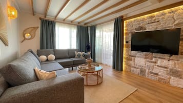 1 bedroom, premium bedding, individually decorated