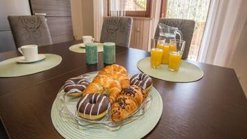 Apartment (Two Bedroom Apartment with Terrace an) | Private kitchen | Fridge