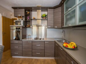 Apartment (Two Bedroom Apartment with Terrace an) | Private kitchen | Fridge - Apartments Andre Poreč (Porec)