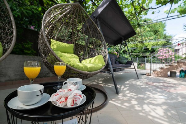 Appartement (Two bedroom apartment with Terrace an) | Terrasse/Patio
