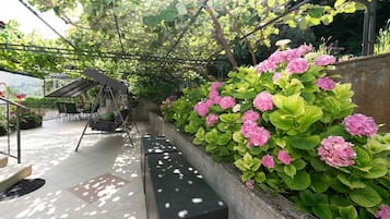 Departamento (Two bedroom apartment with Terrace an) | Terraza o patio