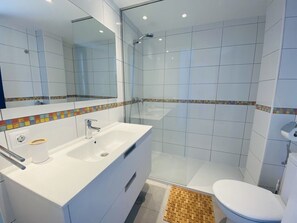 Badewanne, Haartrockner