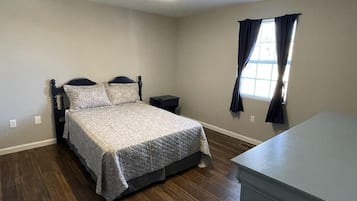 3 bedrooms, WiFi, bed sheets