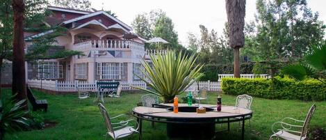 ลานระเบียง/นอกชาน