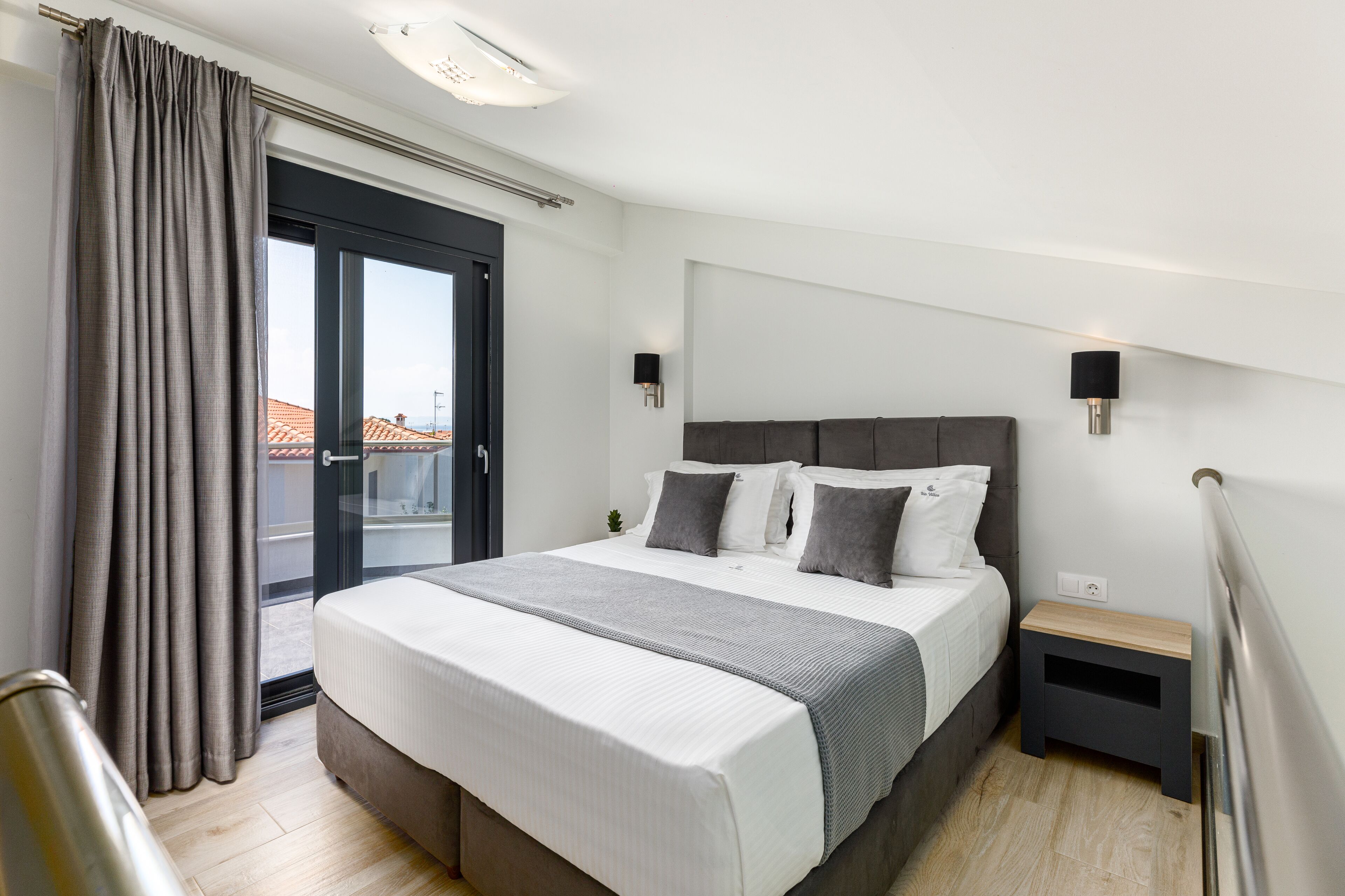 Suite familiar | Caja de seguridad en la habitación, wifi gratis y ropa de cama 