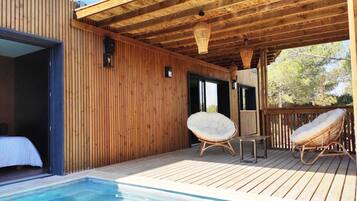 Premium villa | 1 slaapkamer, luxe beddengoed, een minibar met enkele gratis items