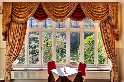 THE GROVE HOTEL
